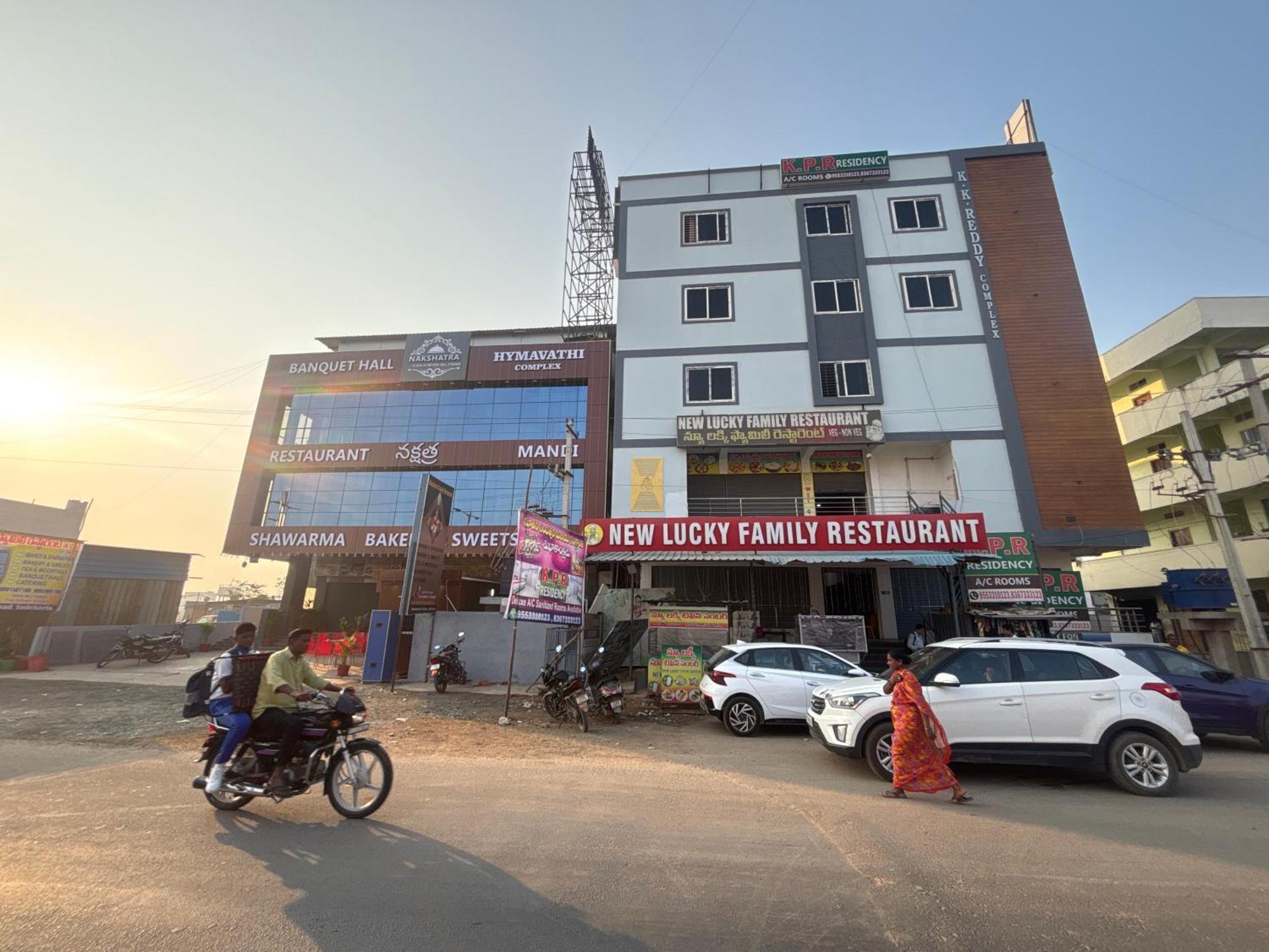 Kpr Residency Aparthotel Jadcherla Ngoại thất bức ảnh